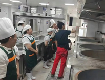 食堂厨具设备厂家告诉你食堂香蕉一级视频设备的采购标准是怎样的
